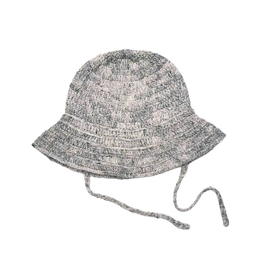 Grey bucket hat